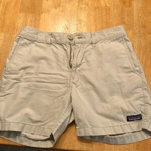 Patagonia 5in khaki shorts